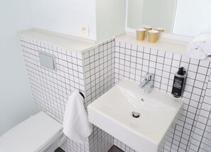 Chambre Standard, 1 lit double | Salle de bain