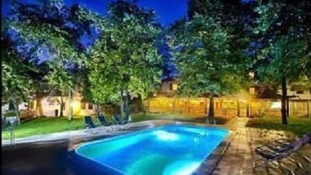 Outdoor pool - La Locanda (Aviano)