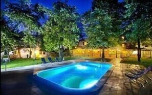 Piscina all'aperto