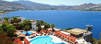 Green Beach Resort - All Inclusive