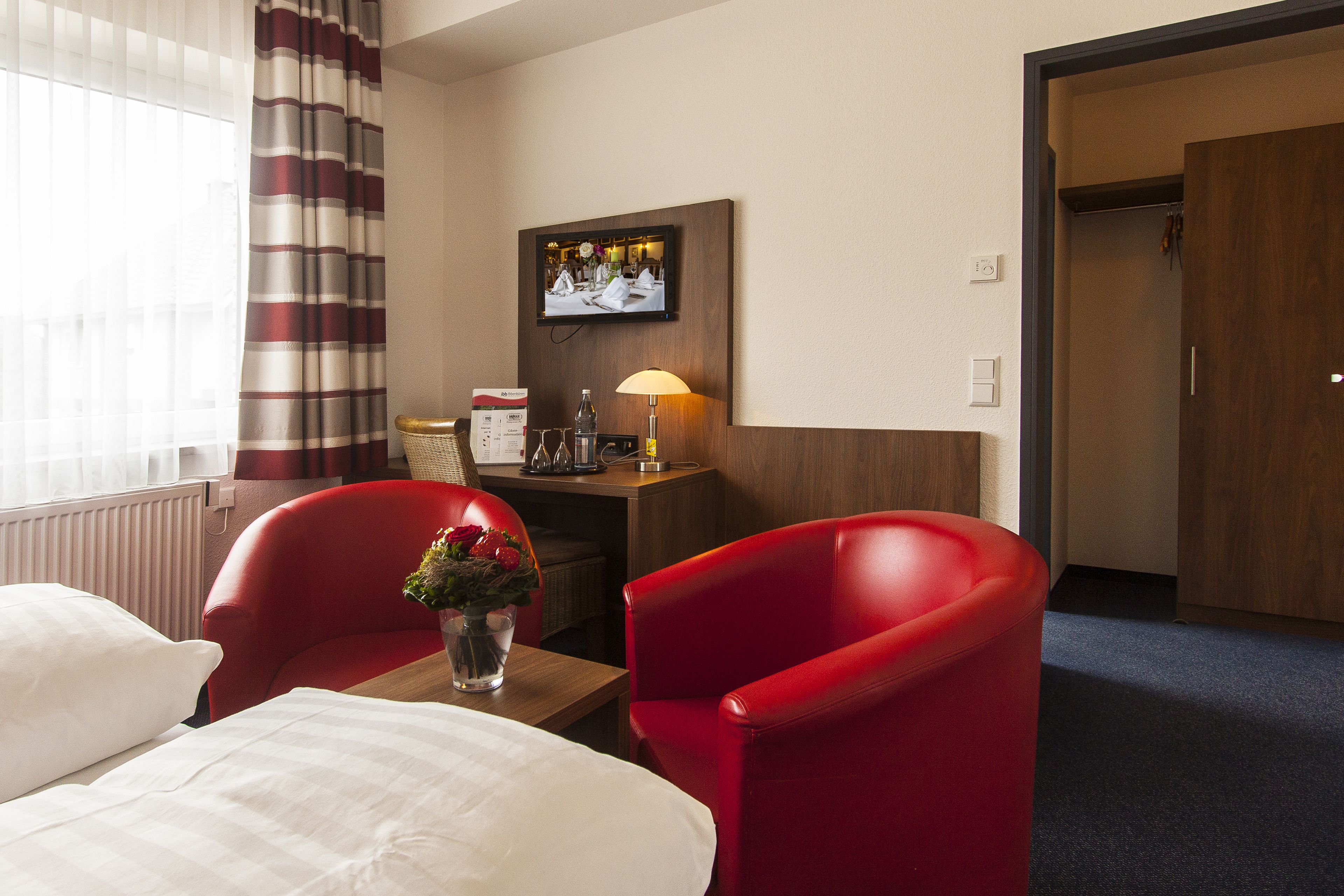 standard double room | 1 bedroom, desk, free wifi, bed sheets