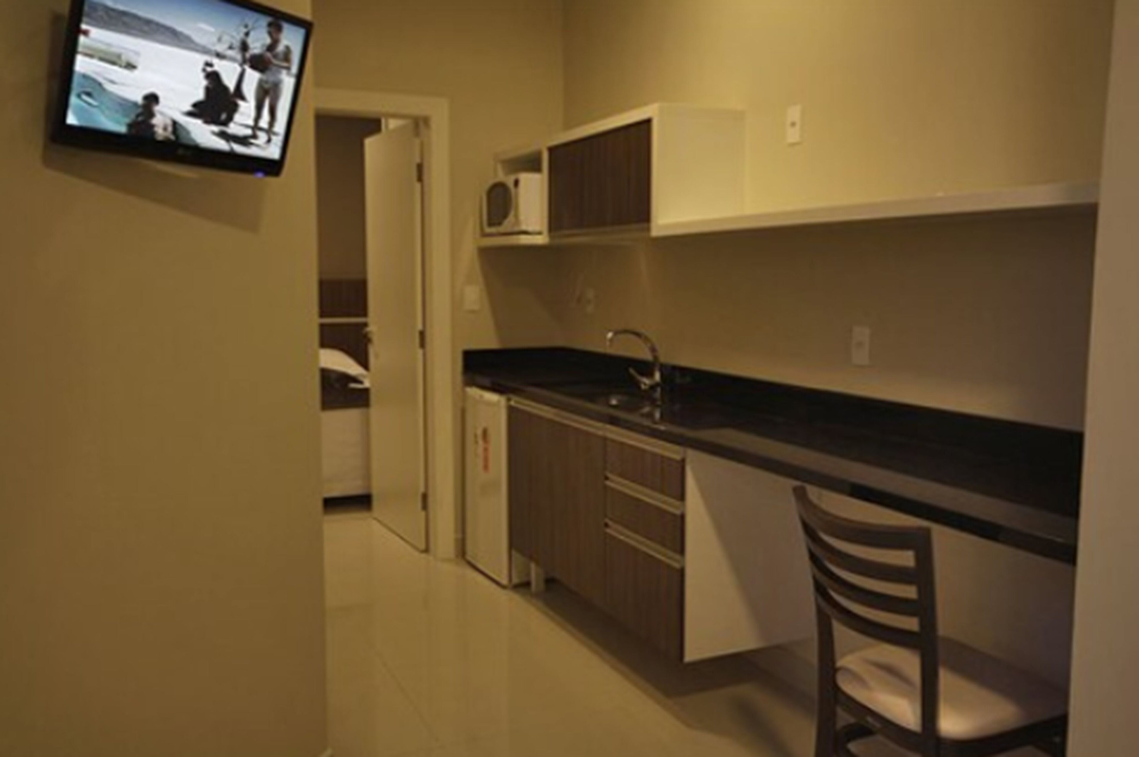 luxury suite | in-room safe, desk, iron/ironing board, free wifi