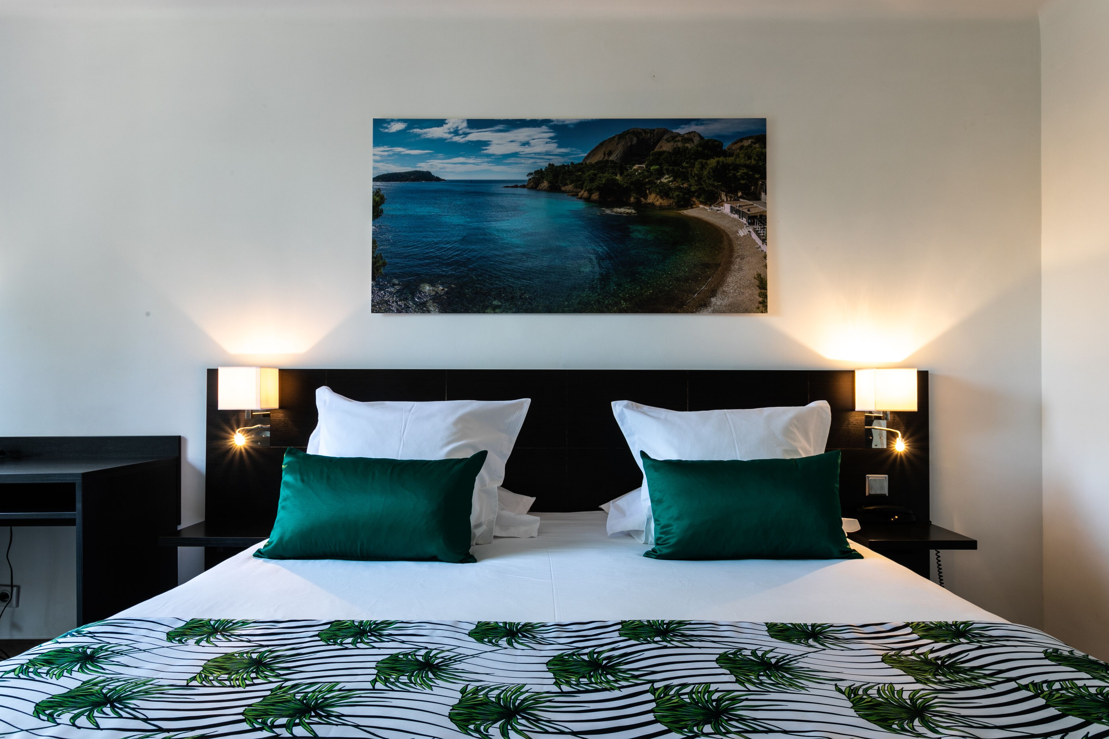 superior room, terrace, sea view | premium bedding, in-room safe, desk, iron/ironing board