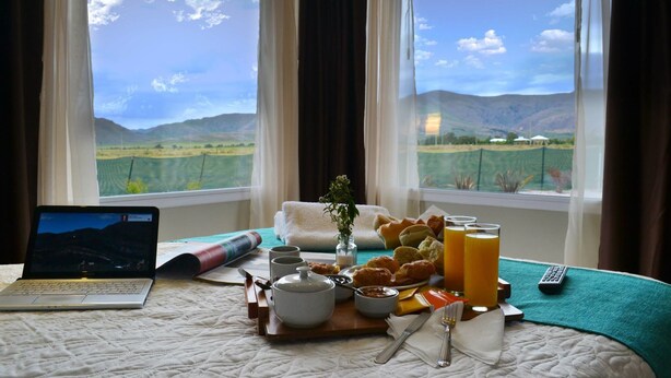 In-room dining - Alto San Andres (San Andres de la Sierra)