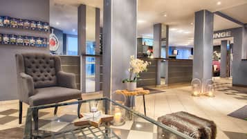 Sala de estar en el lobby