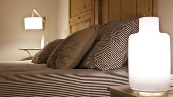 Doppia Superior con balcone | Kostenloses WLAN, BettwÀsche