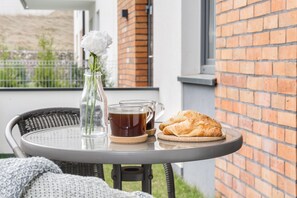 Deluxe Apartment (Blue) | Terrace/patio - Elite Apartments City Center Suites (Gdansk)
