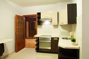 豪華公寓, 3 間臥室 | 私人廚房 | 大型冰箱、微波爐、烤箱、爐台