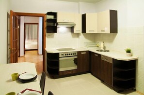 豪華公寓, 3 間臥室 | 私人廚房 | 大型雪櫃/冰箱、微波爐、焗爐、爐具