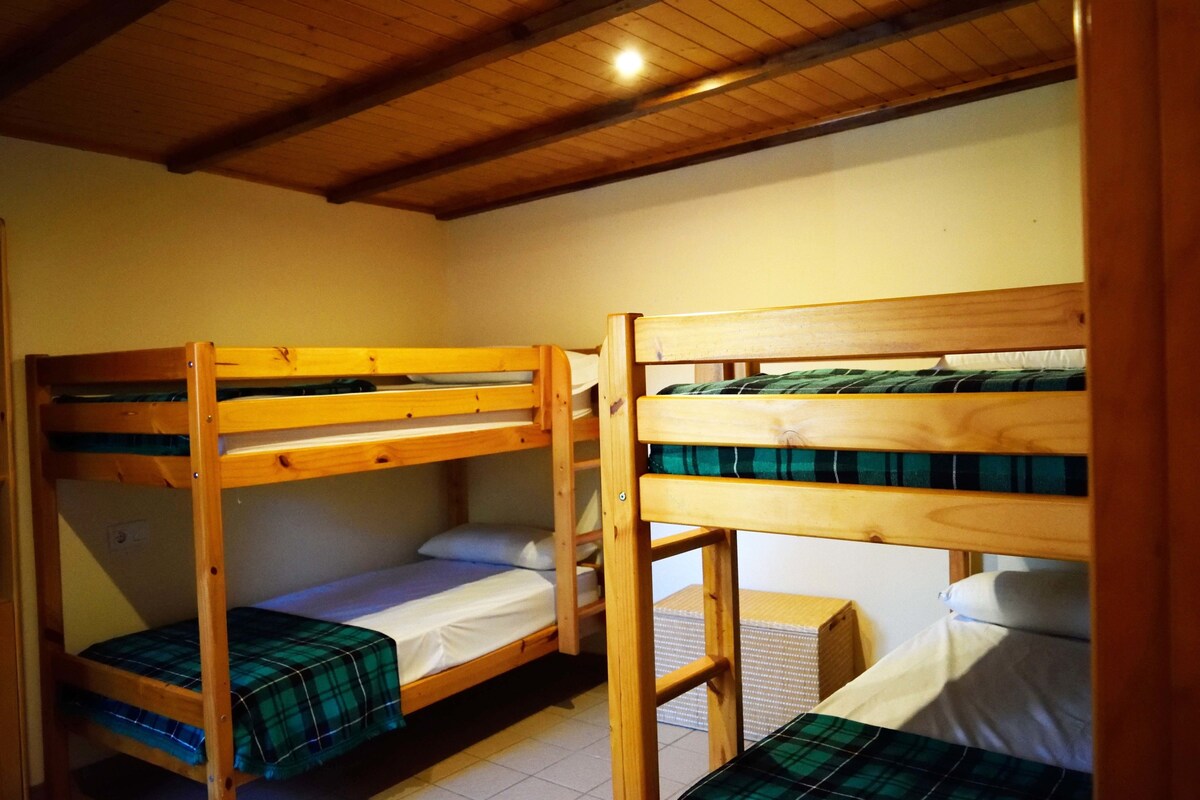 Quadruple Room, Shared Bathroom | Blackout curtains, cots/infant beds, rollaway beds