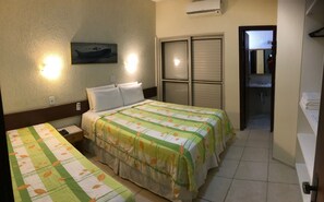 Minibar, free WiFi, bed sheets - Pousada Porto Canal (Cabo Frio)