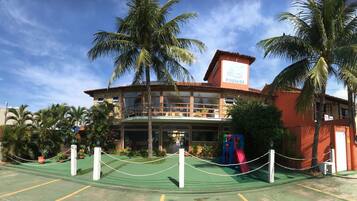 Fachada da propriedade