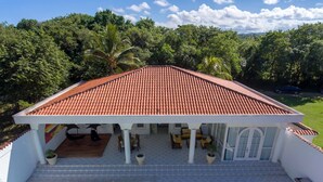 Three Bedroom Villa | 3 室のベッドルーム、セーフティボックス (室内)、アイロン / アイロン台、ベビーベッド (無料)