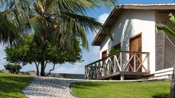 Quarto exclusivo | Frigobar, individualmente decorados, Wi-Fi de cortesia, roupa de cama