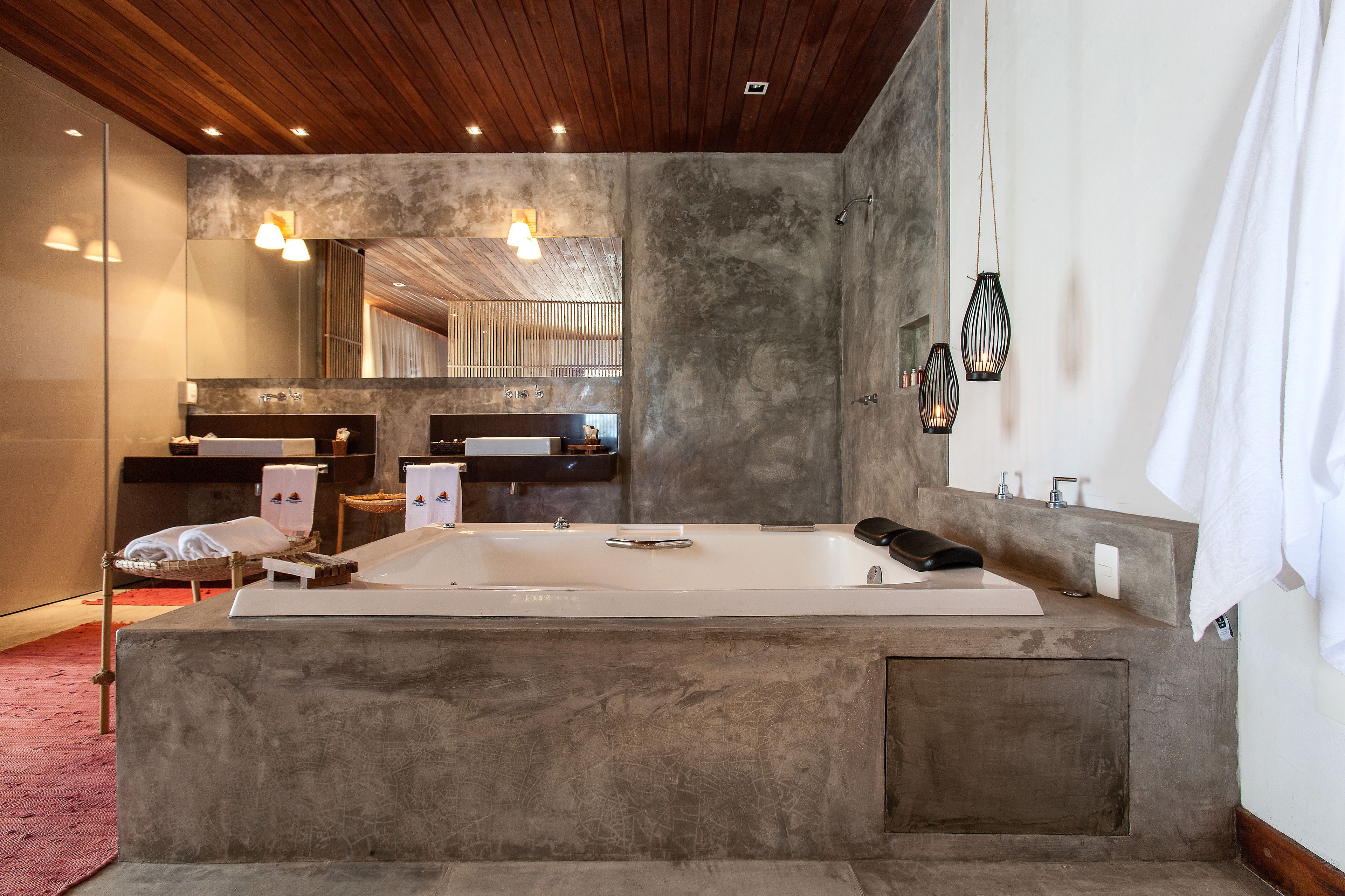 exclusive room | bathroom | hair dryer, towels, soap, shampoo