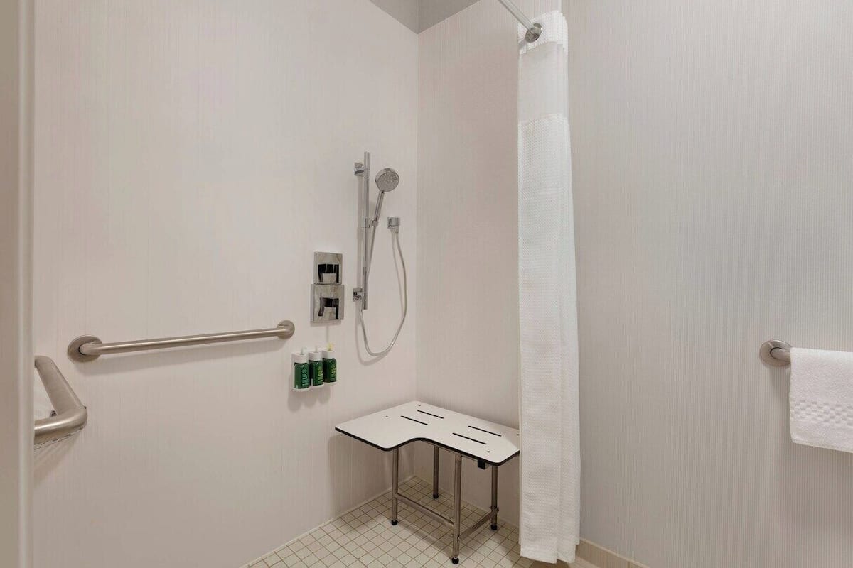 Bathroom shower