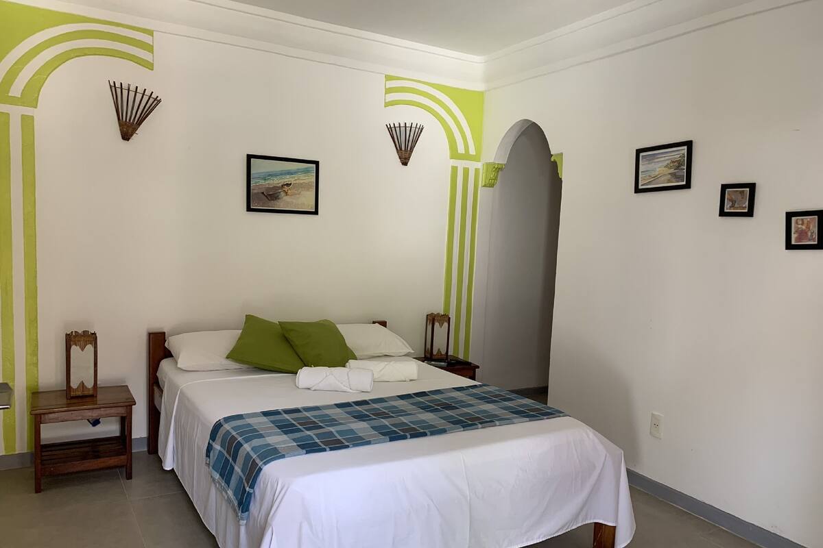 Habitación con 1 cama doble o 2 individuales | Tabla de planchar con plancha y wifi gratis