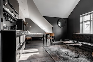 Penthouse Studio with Kitchenette -  Vintage Apartment Hotel  (Reykjavik)