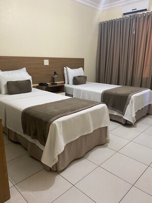 Deluxe Single Room, 2 Single Beds | Minibar, blackout curtains, iron/ironing board, free WiFi - Silver Lis  Açailandia (Acailandia)