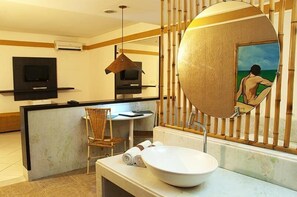 Phòng Suite | Chậu rửa trong phòng tắm