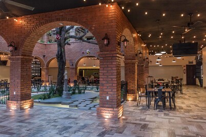 Punto Madero Hotel & Plaza