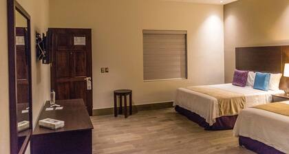 Punto Madero Hotel & Plaza