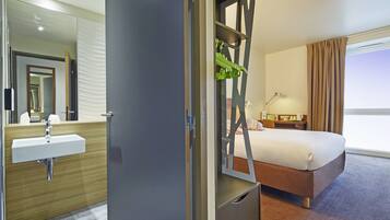 Bureau, espace de travail pour ordinateur portable