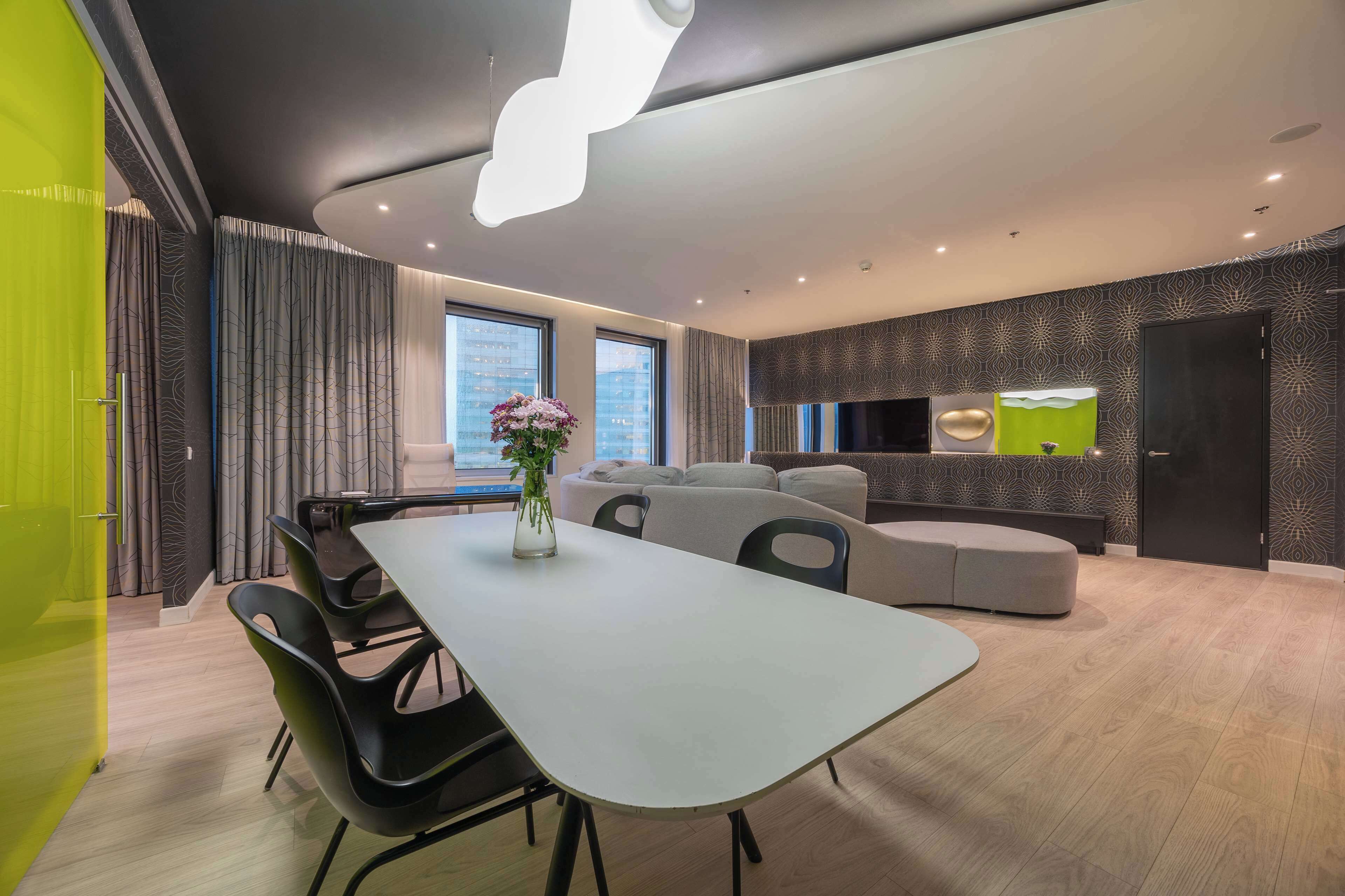 suite (karim rashid) | 1 bedroom, in-room safe, desk, laptop workspace