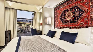 Standard Double Room, 1 King Bed | In-room safe, desk, free cots/infant beds, free WiFi