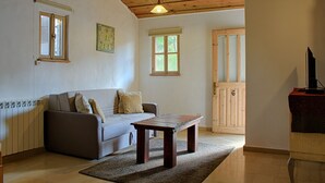 Family Suite, 1 Bedroom | Children's theme room - Neve Hagar (Emek Izrael)