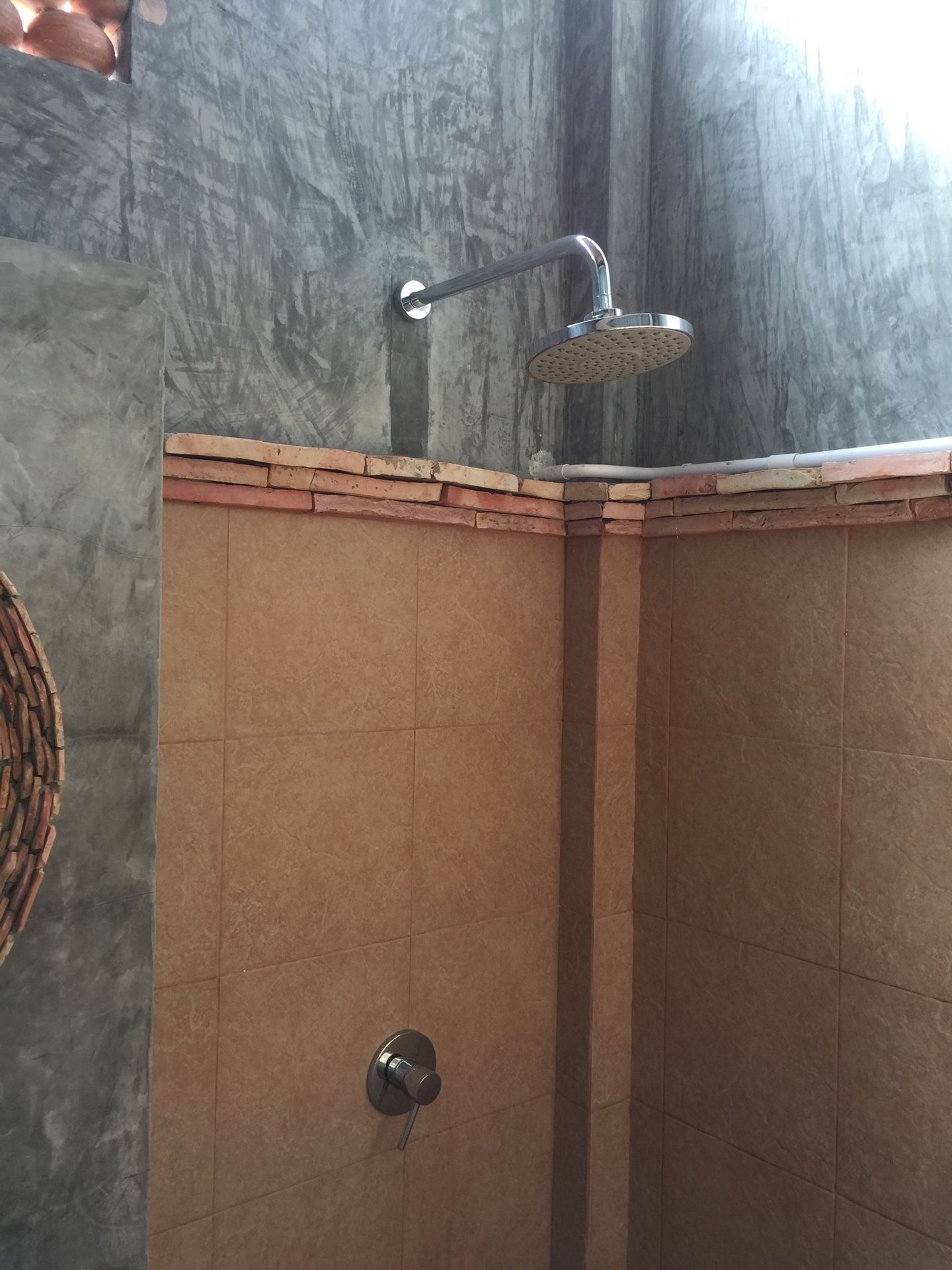 Classic Double Room, 1 King Bed | Bathroom | Shower, free toiletries, hair dryer, towels