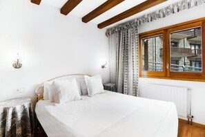 Apartment, 1 Bedroom, Balcony | Blackout drapes, cribs/infant beds, free WiFi