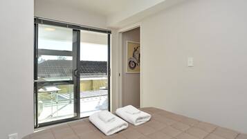 Apartment, 2 Bedrooms | 2 bedrooms, desk, iron/ironing board, cribs/infant beds