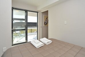 公寓, 2 间卧室 | 办公桌、熨斗/熨衣板、婴儿床、免费 WiFi