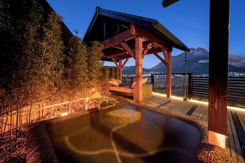 Yufuin Luxury Villa -zakuro-