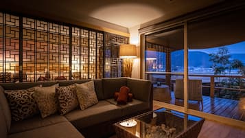 dadaroma (Caters to 15years old or older) | 1 bedroom, premium bedding, in-room safe, desk