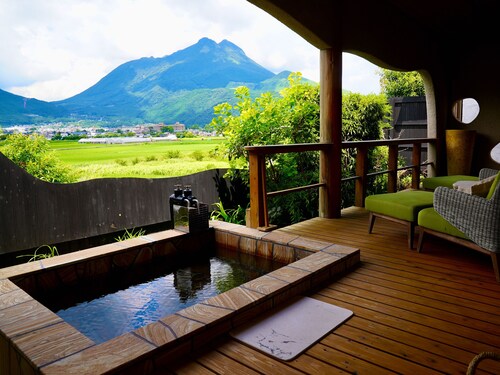 Yufuin Luxury Villa -zakuro-