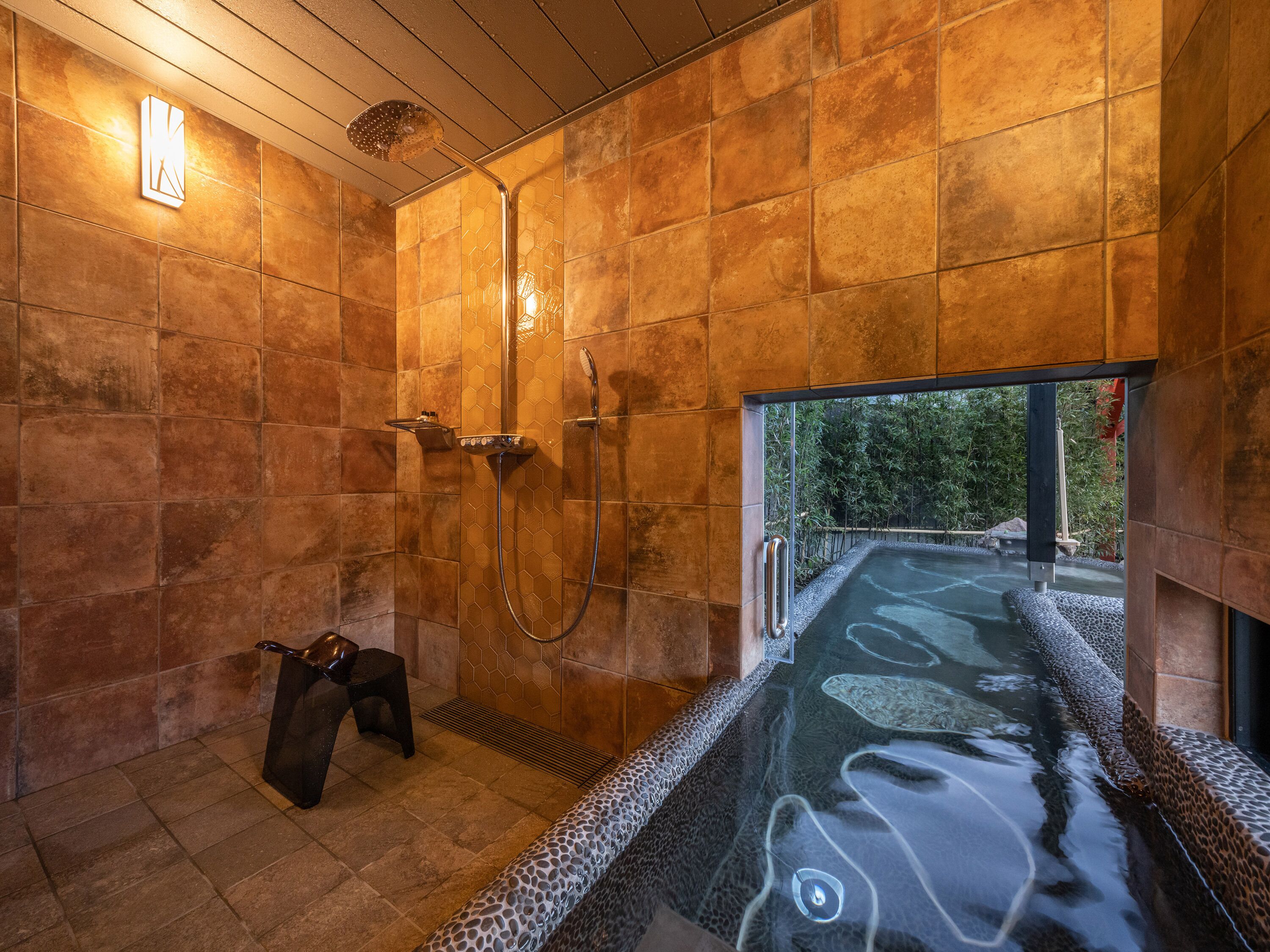 Ranchu(Caters to 15years old or older) | Bathroom | Separate tub and shower, spring water tub, free toiletries, hair dryer