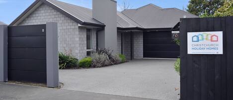 Fachada del alojamiento