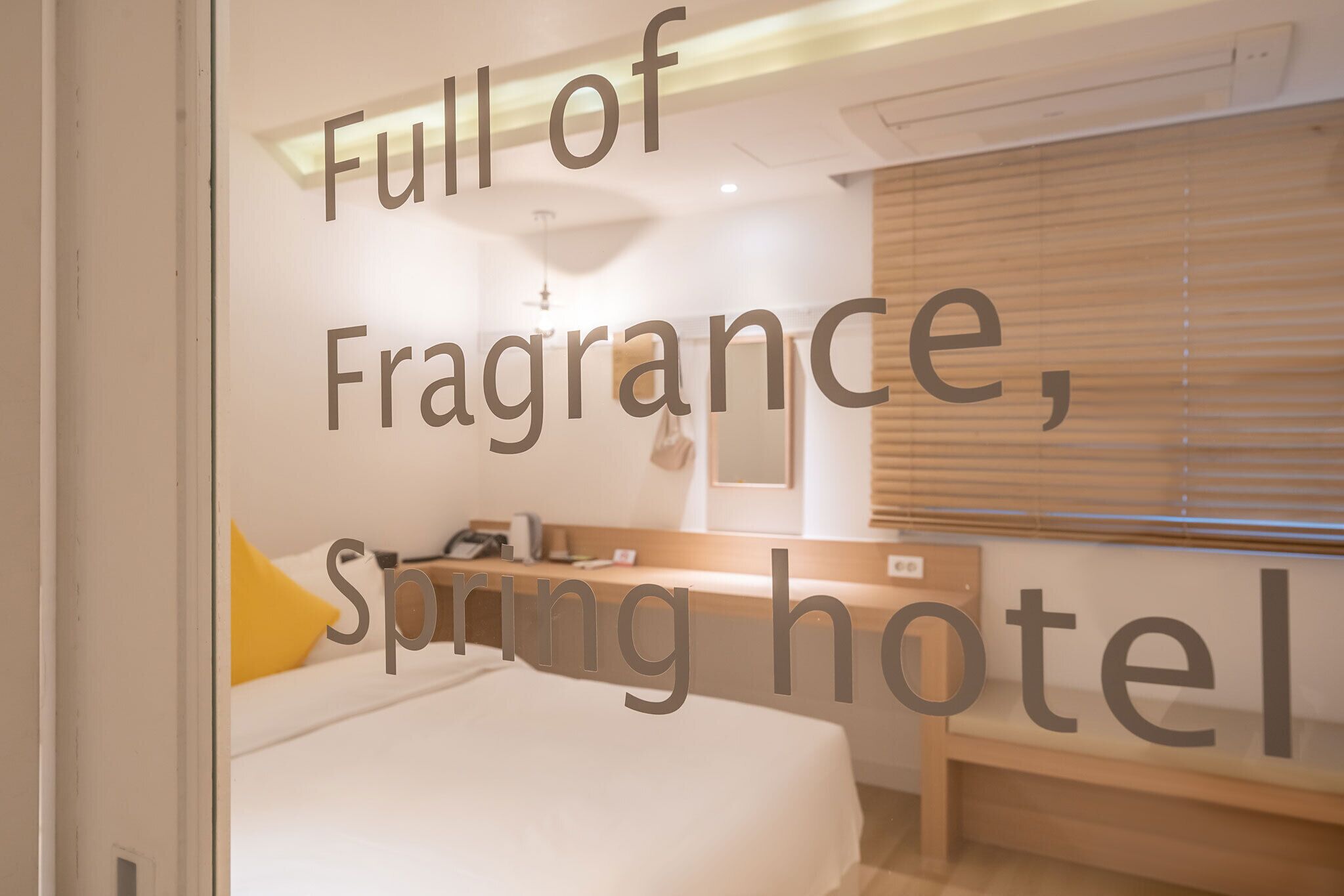 deluxe room (b) | individually decorated, individually furnished, free wifi