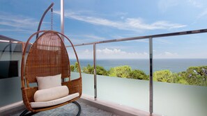 Vila, banheira de hidromassagem | Terraço/pátio