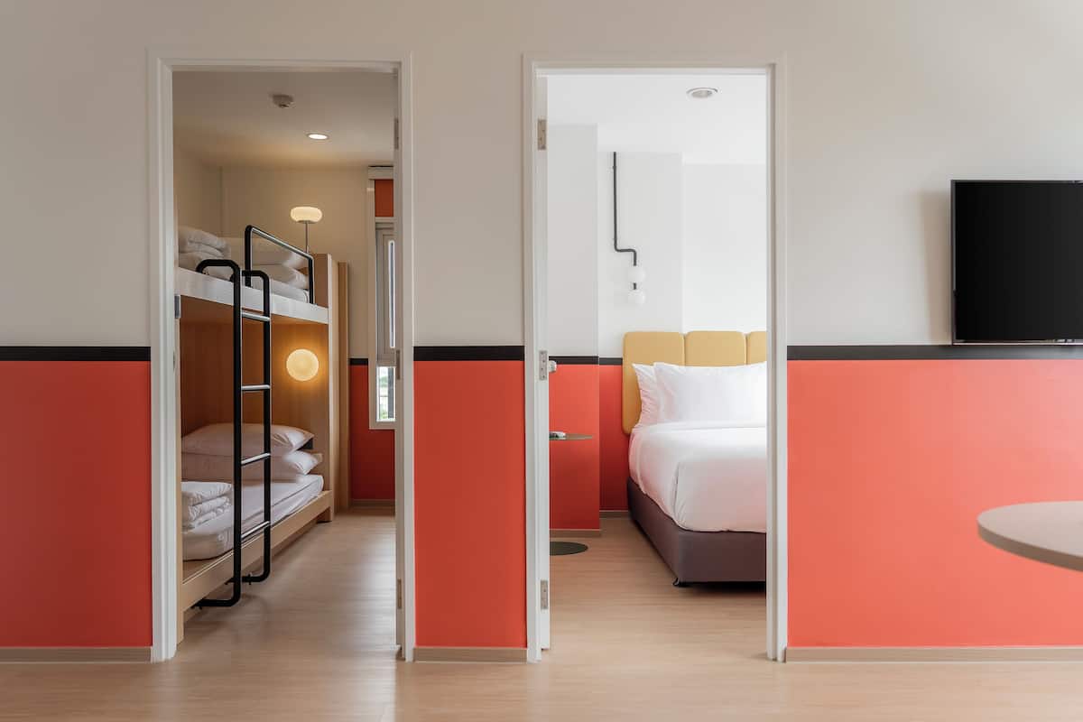 Two Grass Suite Room | Roupas de cama premium, frigobar, cofres nos quartos, escrivaninha