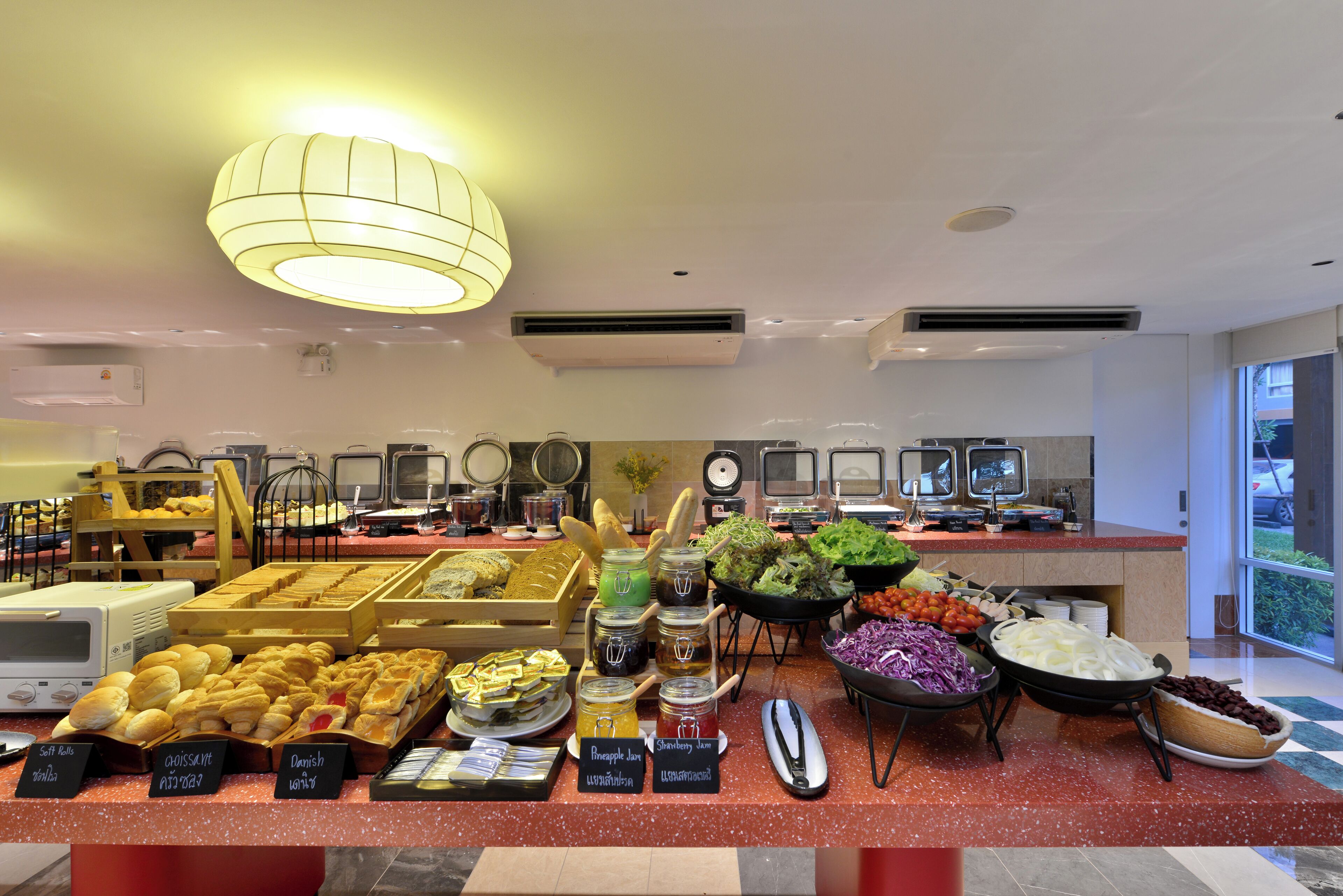 daily local cuisine breakfast (thb 250 per person)