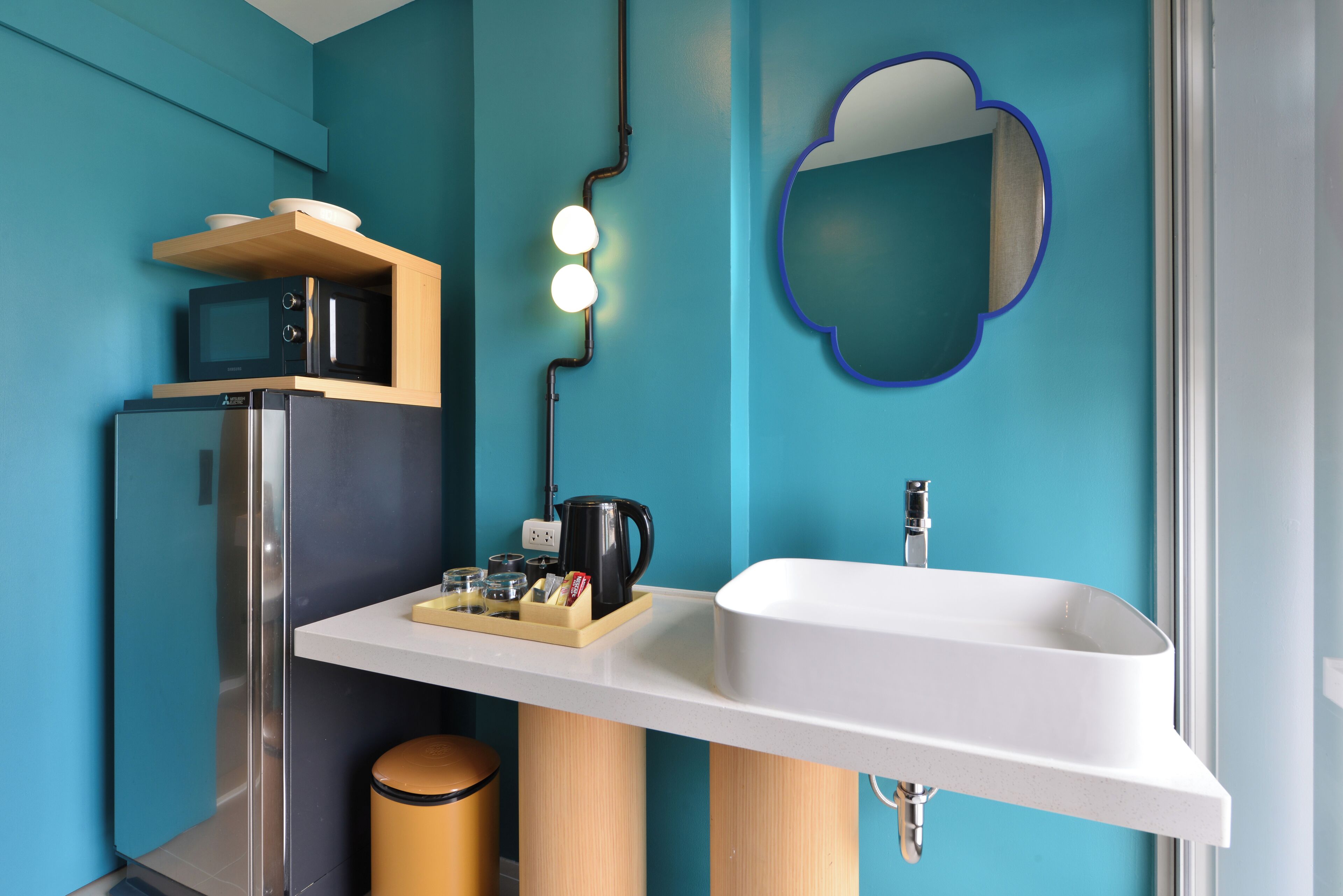 deluxe king | microwave