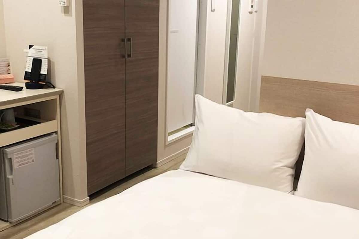 In-room safe, desk, blackout curtains, soundproofing