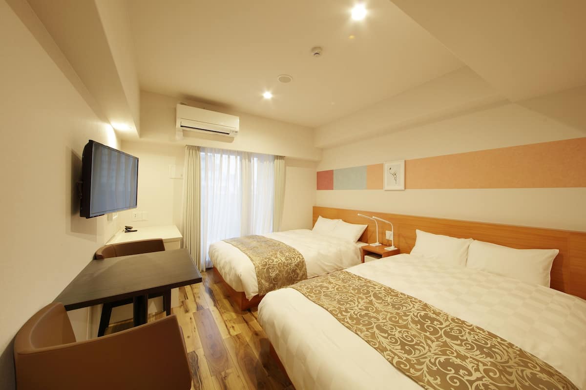In-room safe, desk, blackout curtains, soundproofing