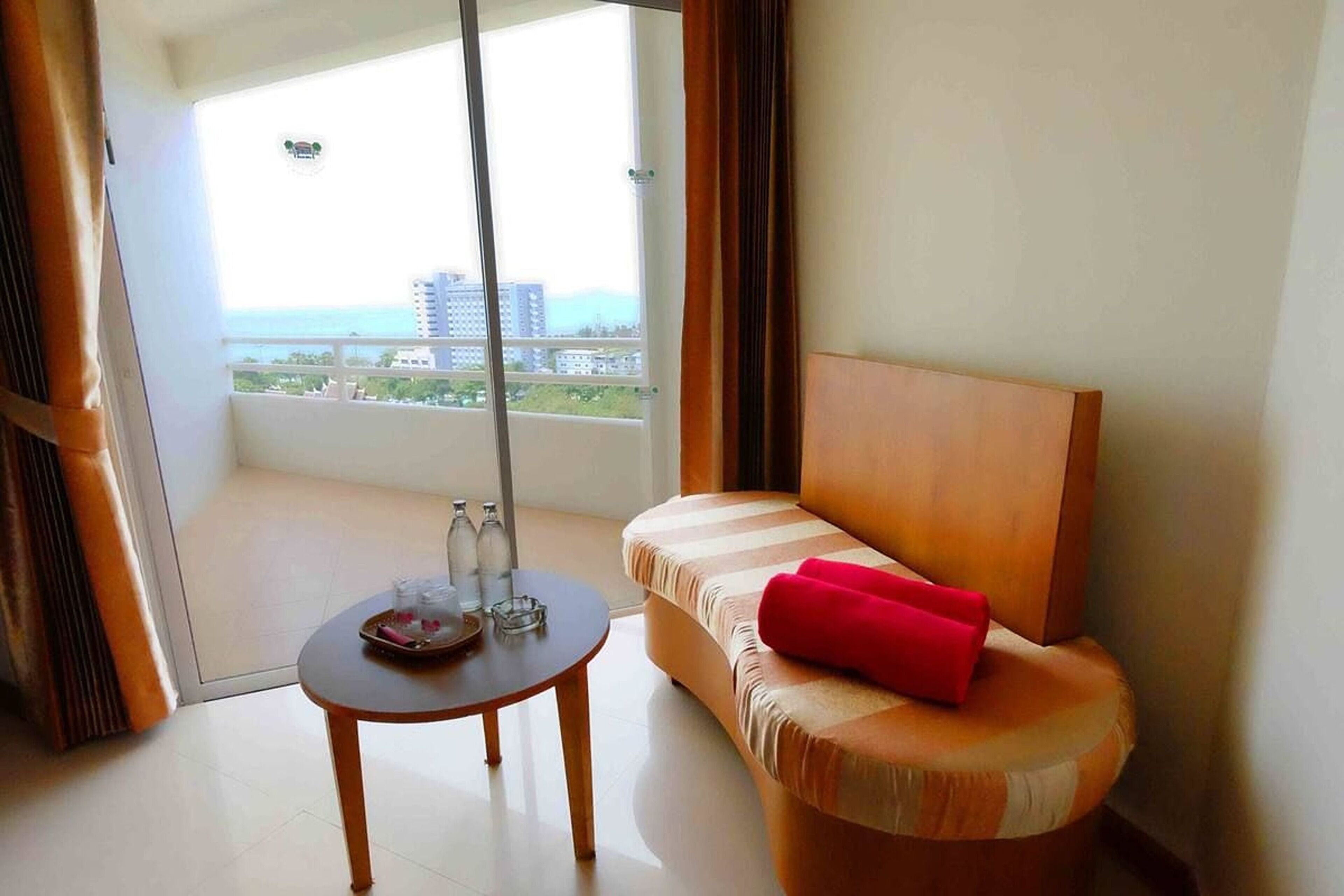 Photo - Welcome Jomtien Beach Hotel