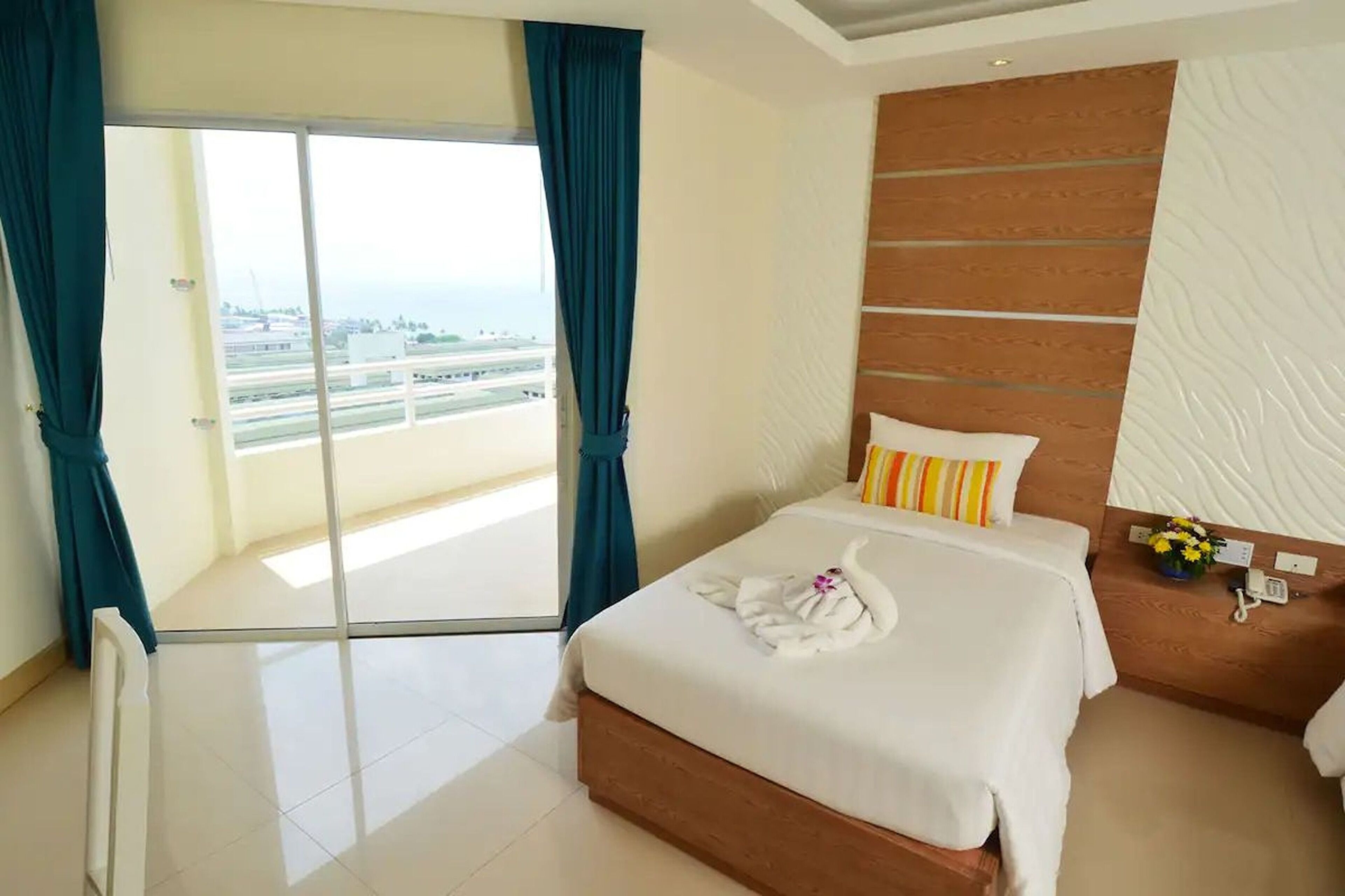 Photo - Welcome Jomtien Beach Hotel