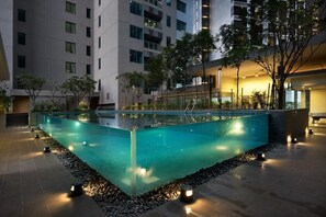 Outdoor pool - Summer Suites Vacation Home (Kuala Lumpur)