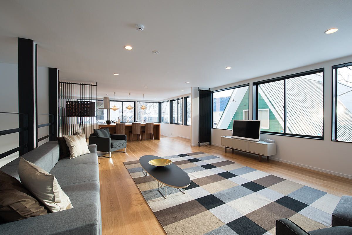 Chalet de lujo, 3 habitaciones, cocina, vista a la montaña | Área de sala de estar | Televisión de pantalla plana, chimenea, Netflix y reproductor de DVD 